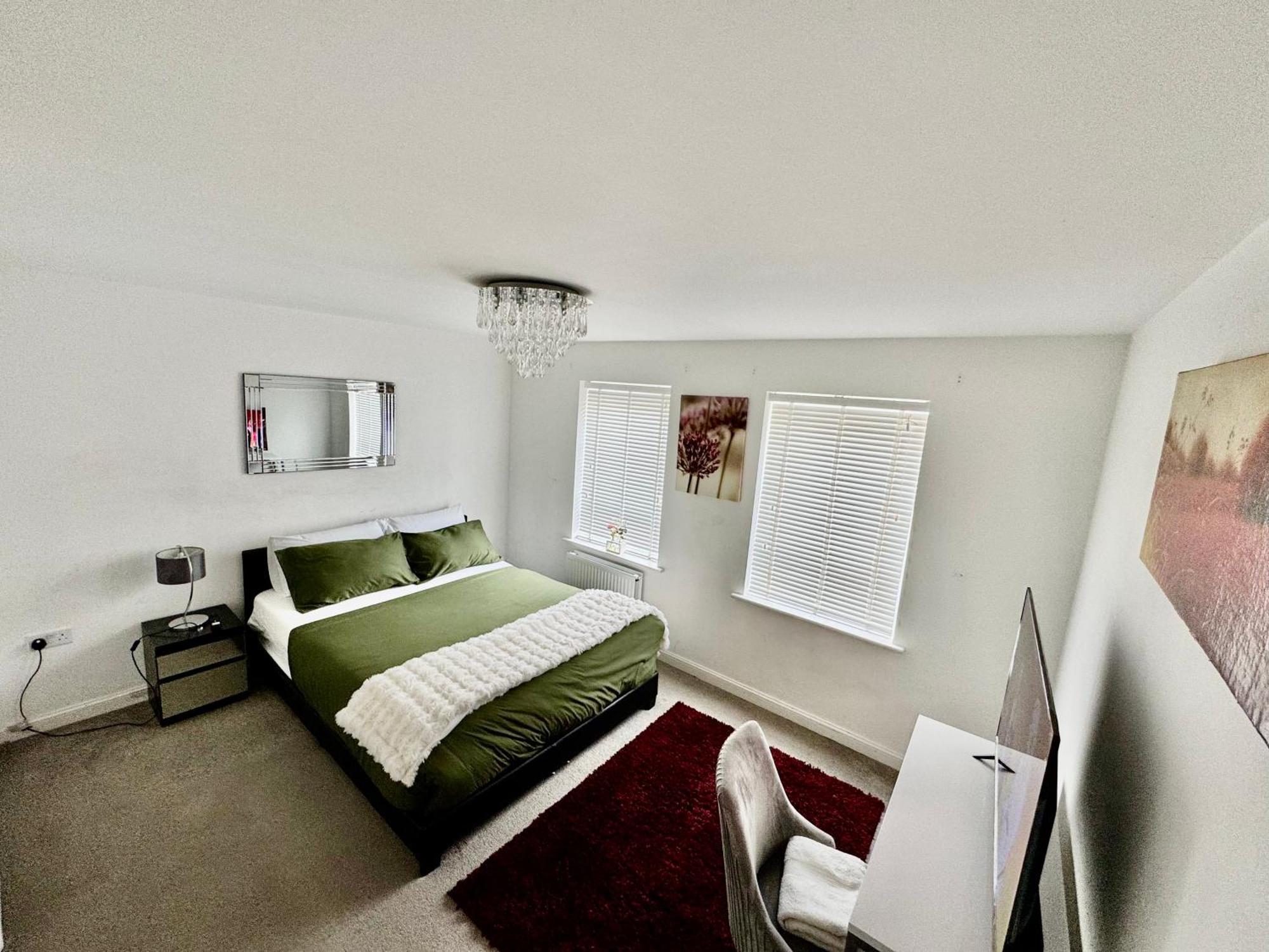Cosy Room In Wellingborough Bagian luar foto